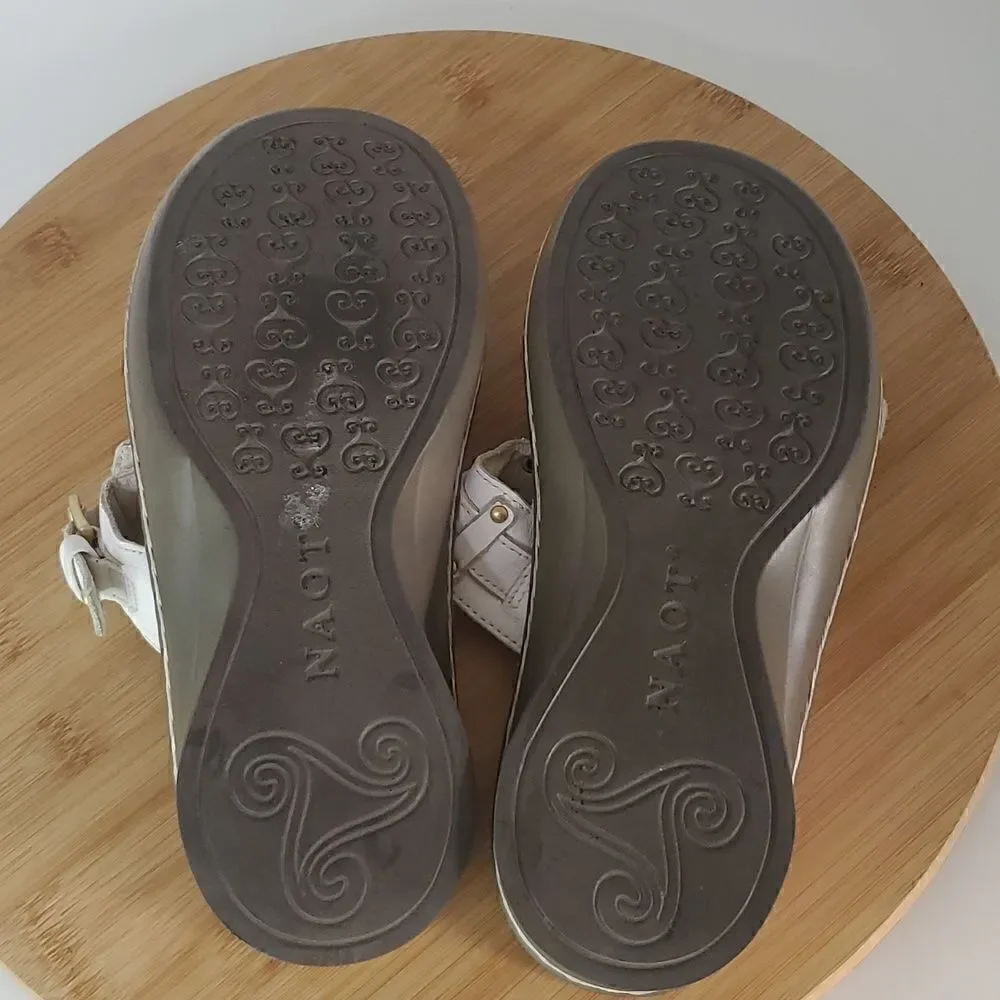 NAOT Karaoke Slip on White Leather Slide Sandals Women's Shoe Size EU 37